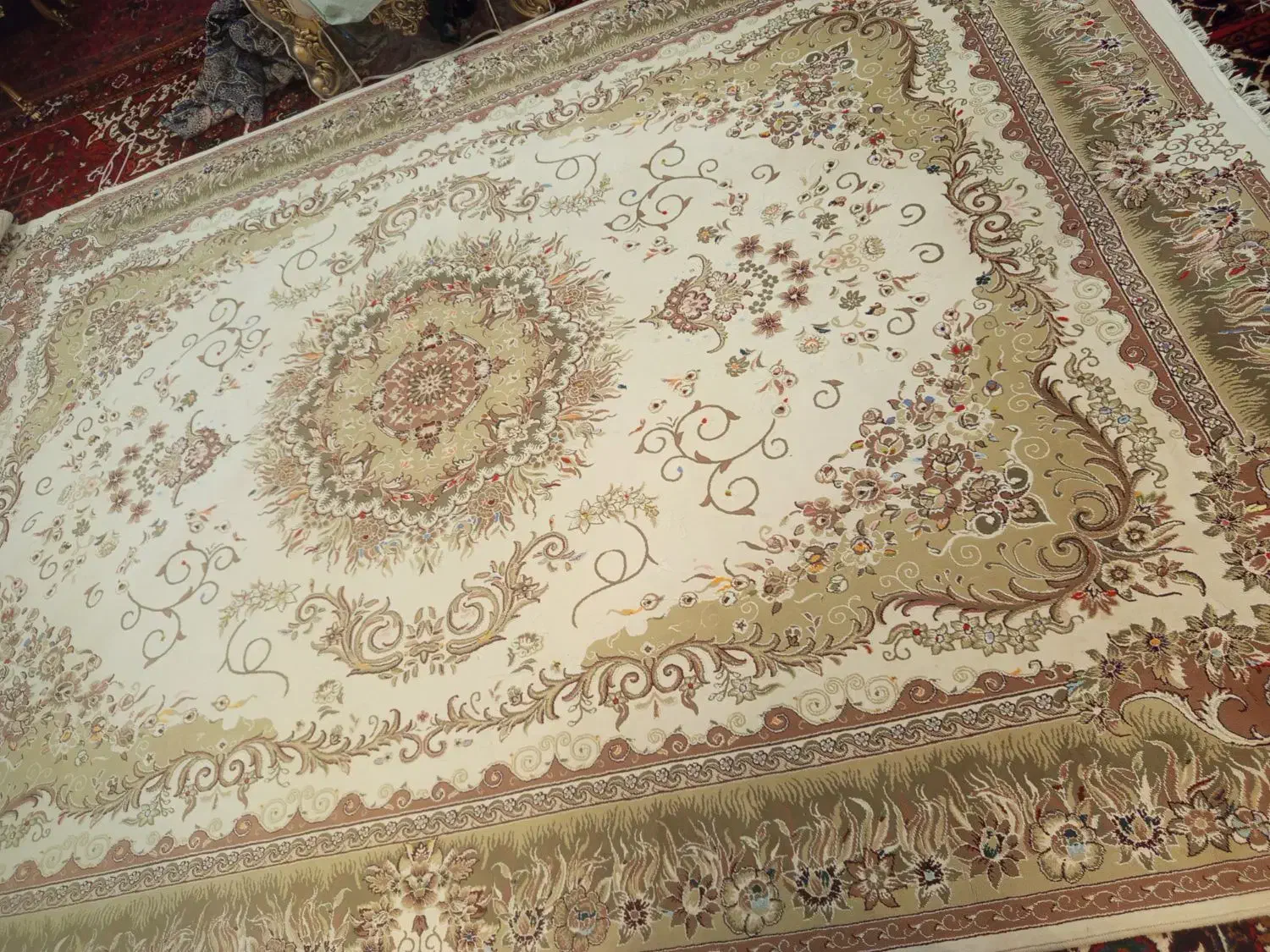 فرش12متری|فرش|اهر, |دیوار