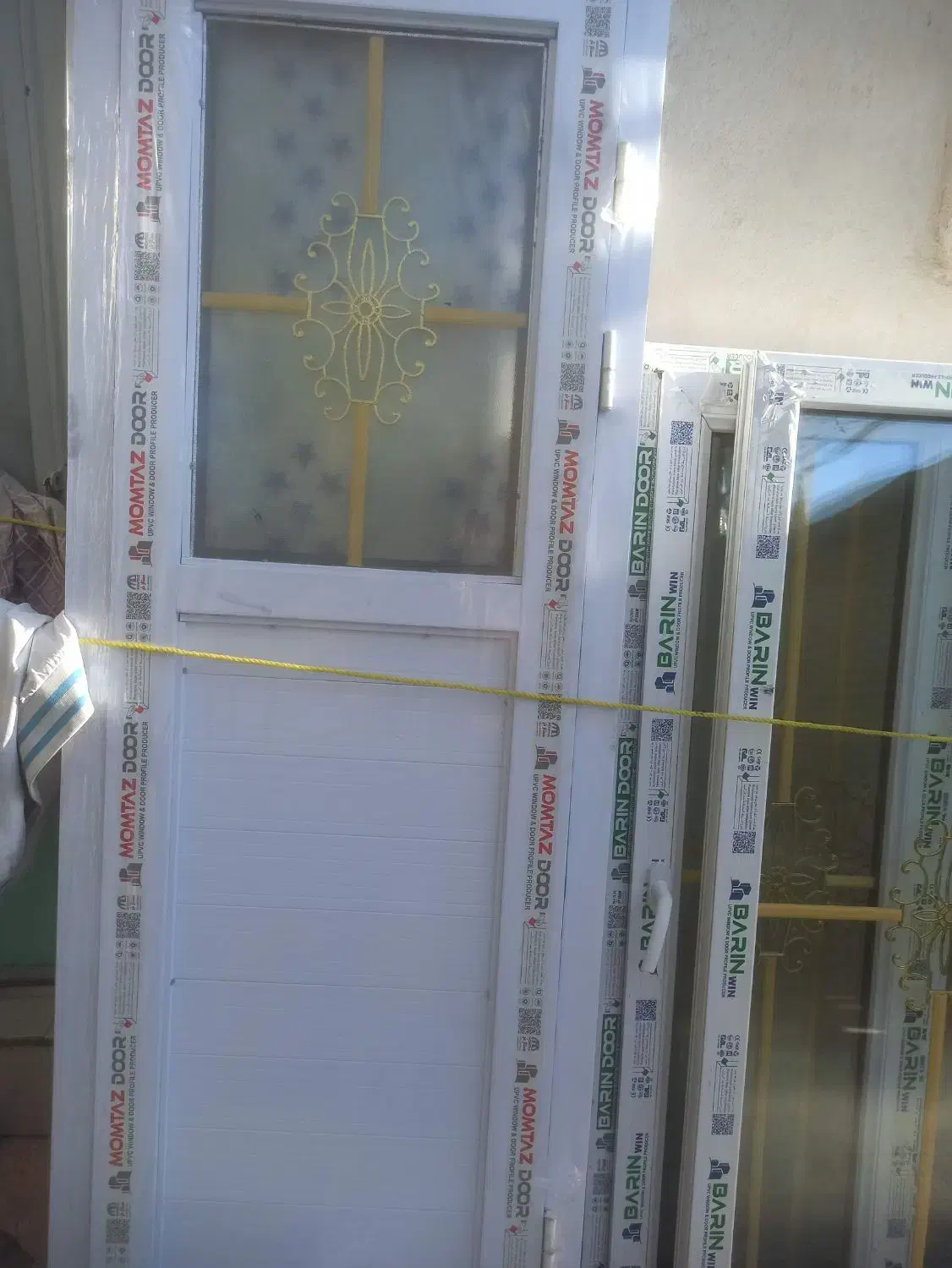 درب چوبی ودرب و پنجره یوپی وی سی|مصالح و تجهیزات ساختمان|گلپایگان, |دیوار