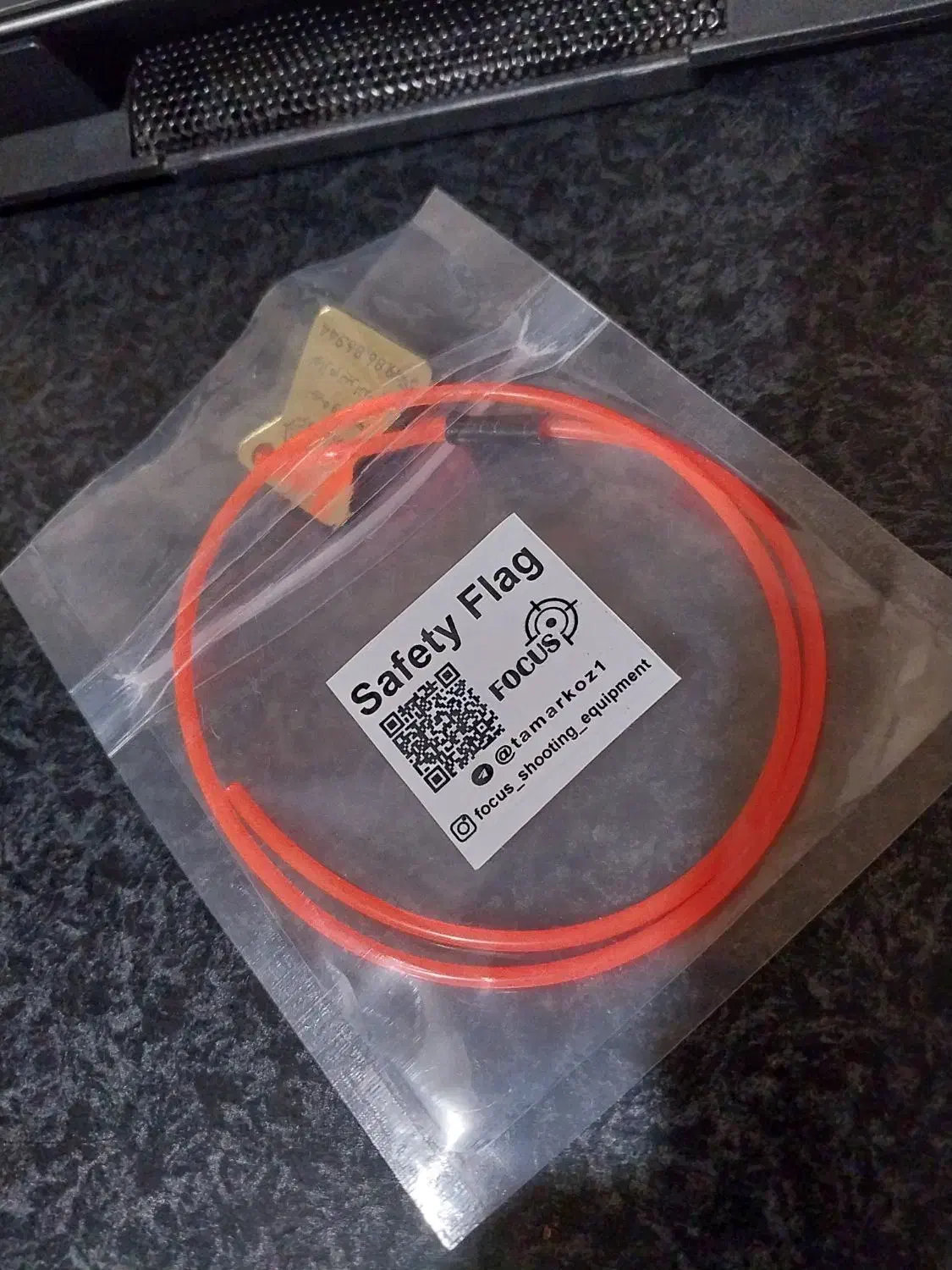 3 تیکه وسیله ورزشی (تیراندازی، تکواندو)|تجهیزات ورزشی|بروجن, |دیوار