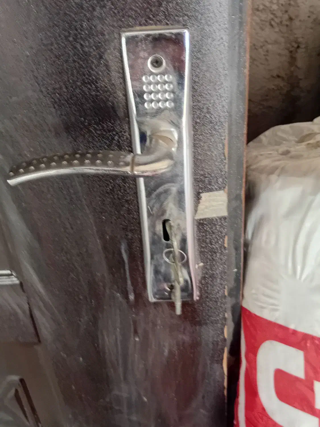 فروش درب با چهار چوب نو وپشم سنگ نو و پارکت|مصالح و تجهیزات ساختمان|فومن, |دیوار