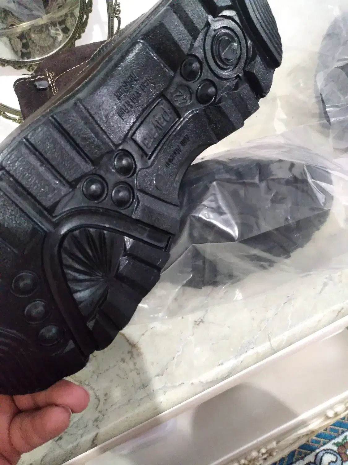 کفش کار ایمنی|کیف، کفش، کمربند|ابهر, |دیوار