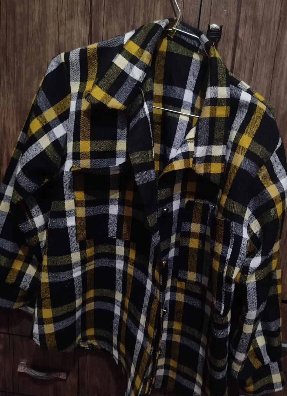 شـکـت|لباس|خرمآباد, |دیوار