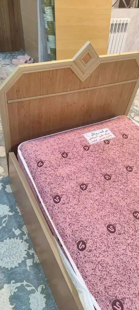 تخت خواب یک نفره با تشک طبی رویال|تخت و سرویس خواب|مریوان, |دیوار
