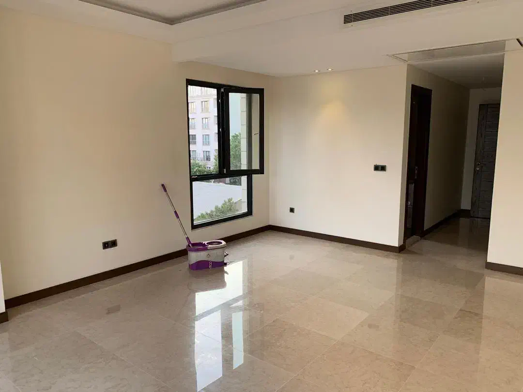 ولنجک ۲۴۰متر تک واحدی ویودار