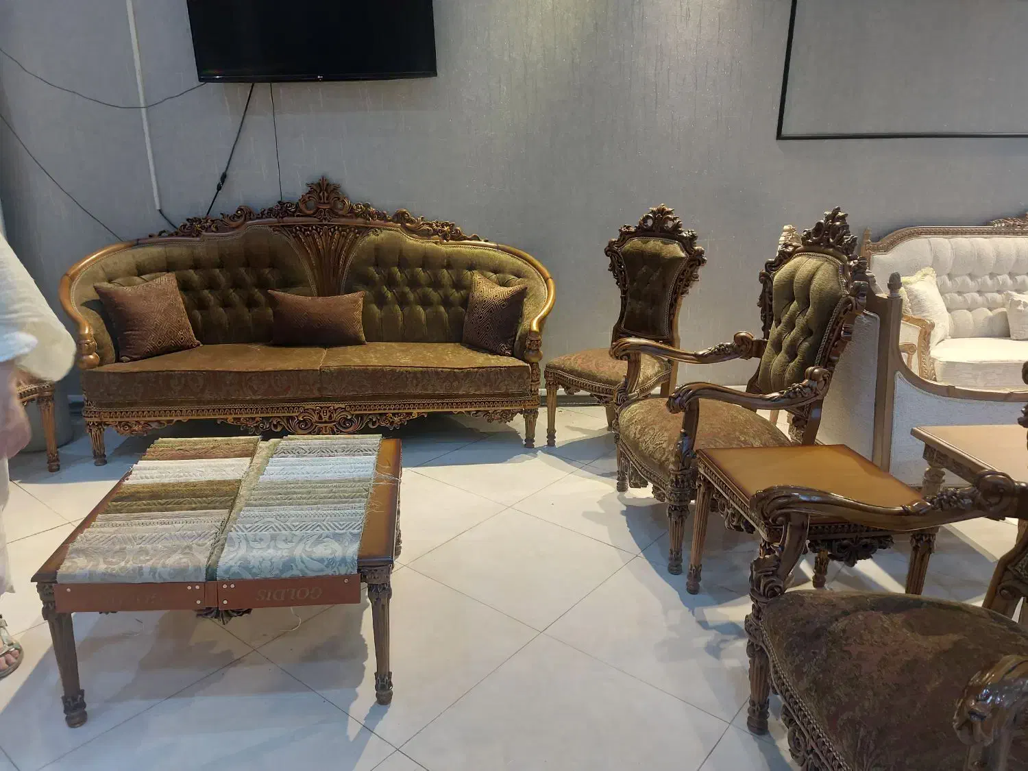 به فروشنده خانم با حسنات جهت فروشندگی مبلمان منوری|استخدام بازاریابی و فروش|مشگین شهر, |دیوار