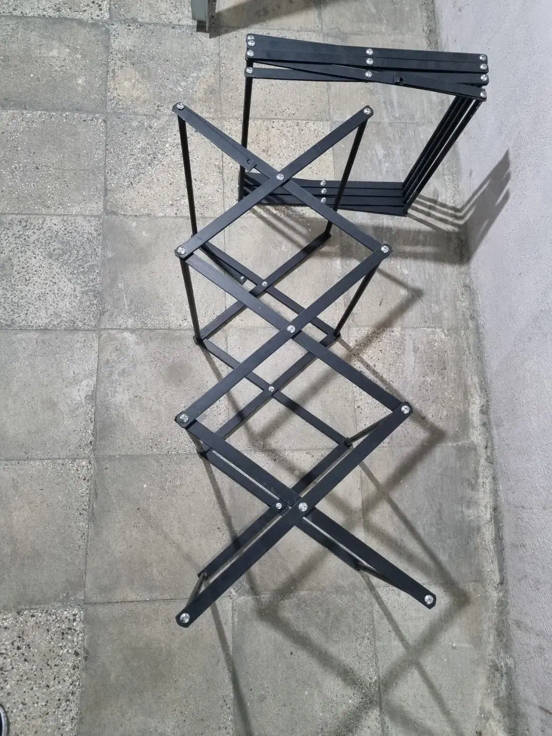 پایه استند فلزی گلدان ـ بند چرمی آویز شلوار|گل و گیاه طبیعی|تهران, مجیدآباد|دیوار