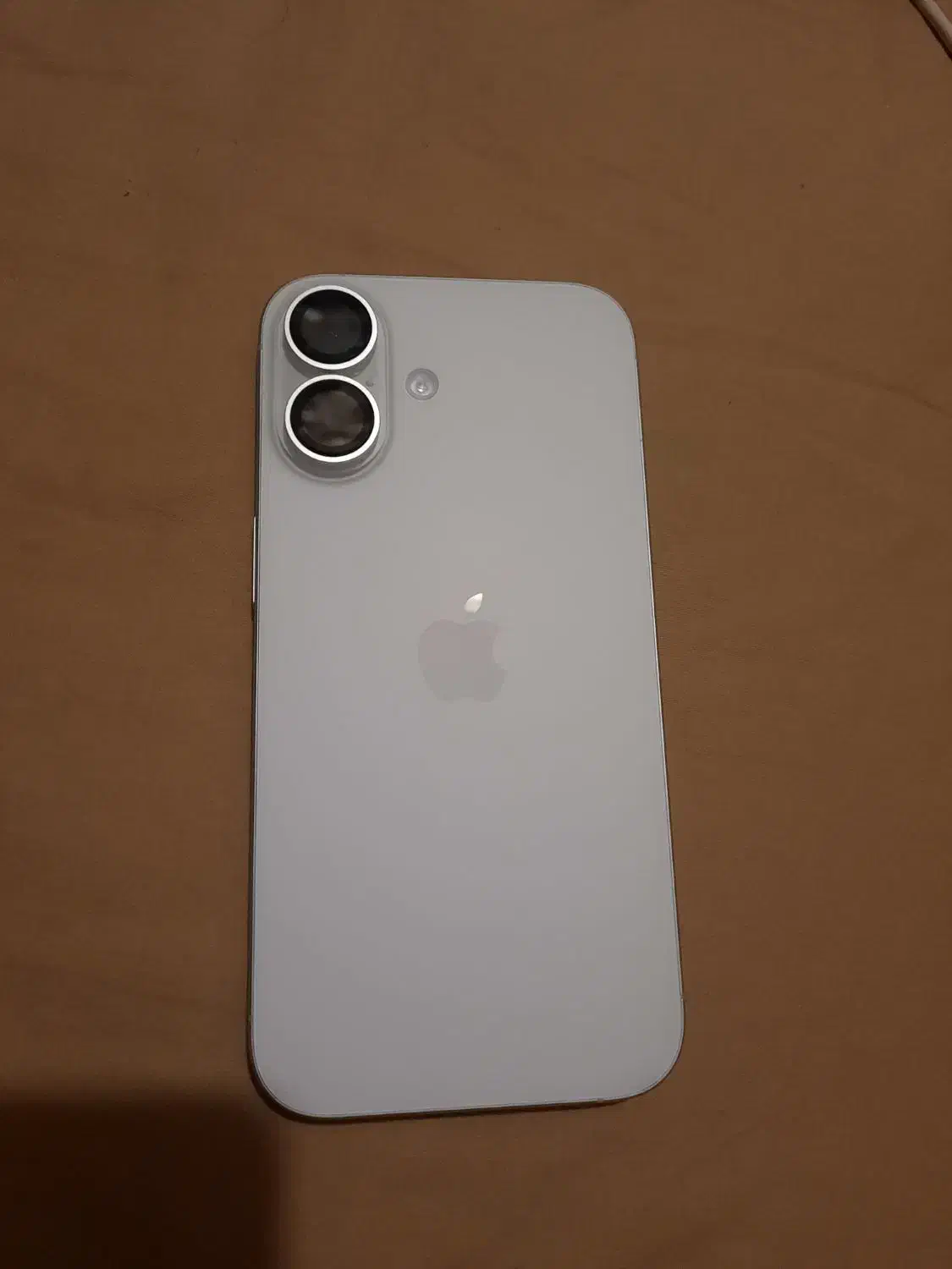 ایفون 16 نرمال سفید|موبایل|اهواز, گلستان|دیوار