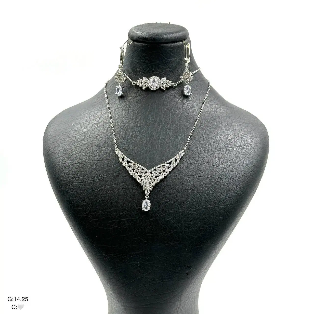 انگشتر نقره باگت خور پرنس جواهری آب طلا بدون اجرت۴|بدلیجات|تبریز, |دیوار