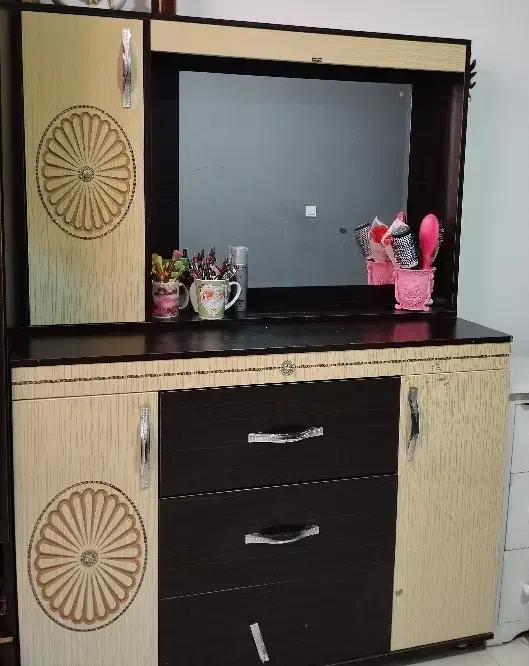 سرویس خواب|تخت و سرویس خواب|سیرجان, |دیوار