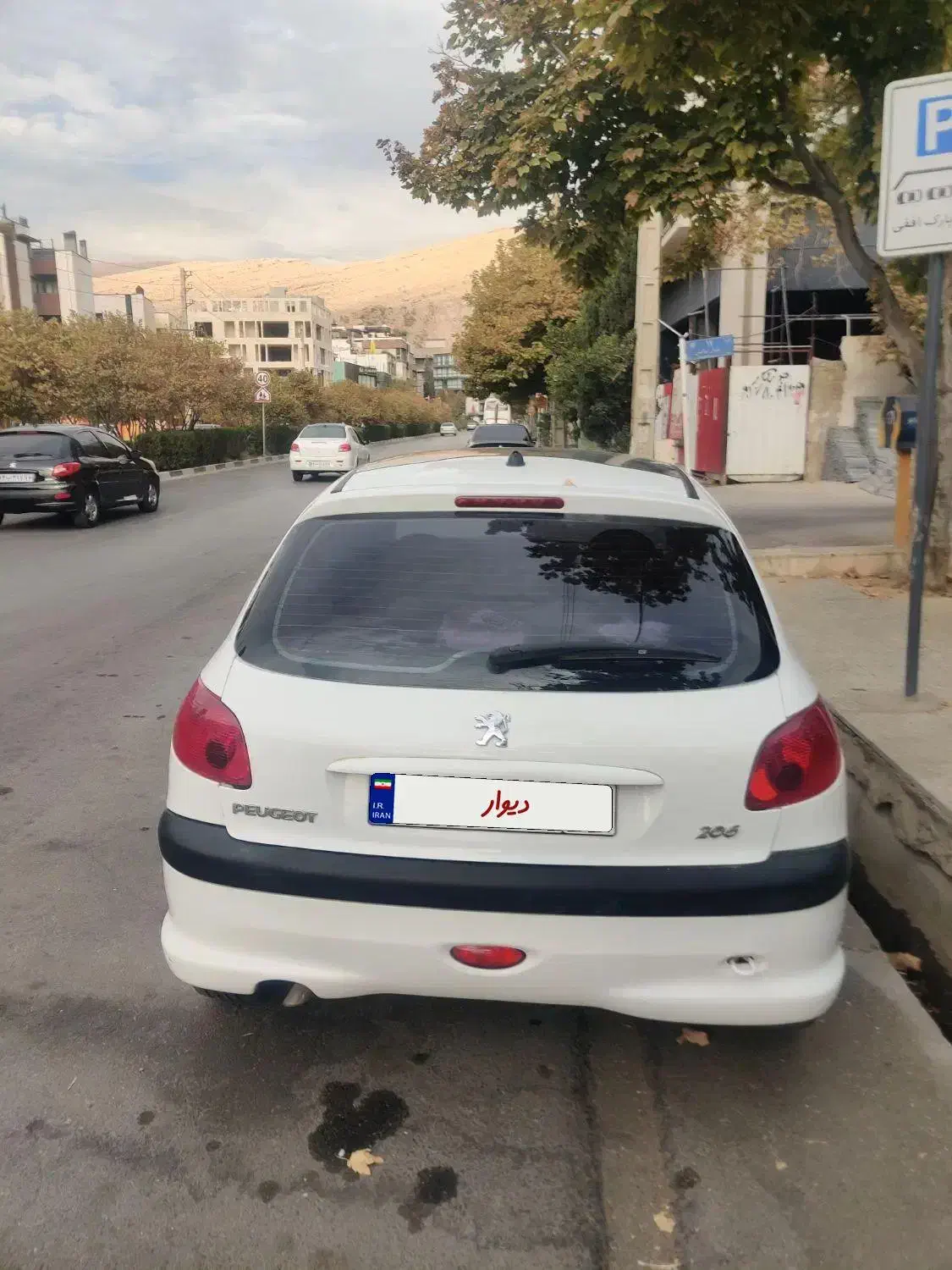 پژو ۲۰۶ تیپ ۳ سقف پانوراما|خودرو سواری و وانت|شیراز, فرگاز|دیوار