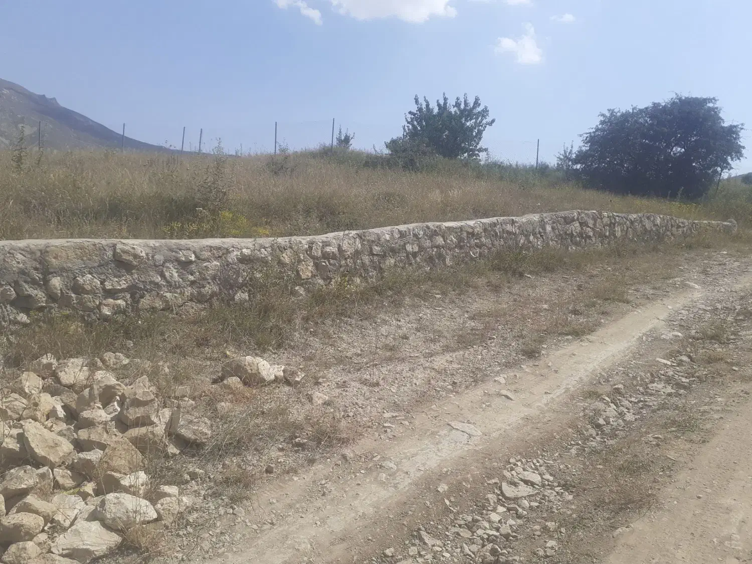 زمین ویلایی در ایری علیا حصارشده|فروش زمین و ملک کلنگی|خاروانا, |دیوار