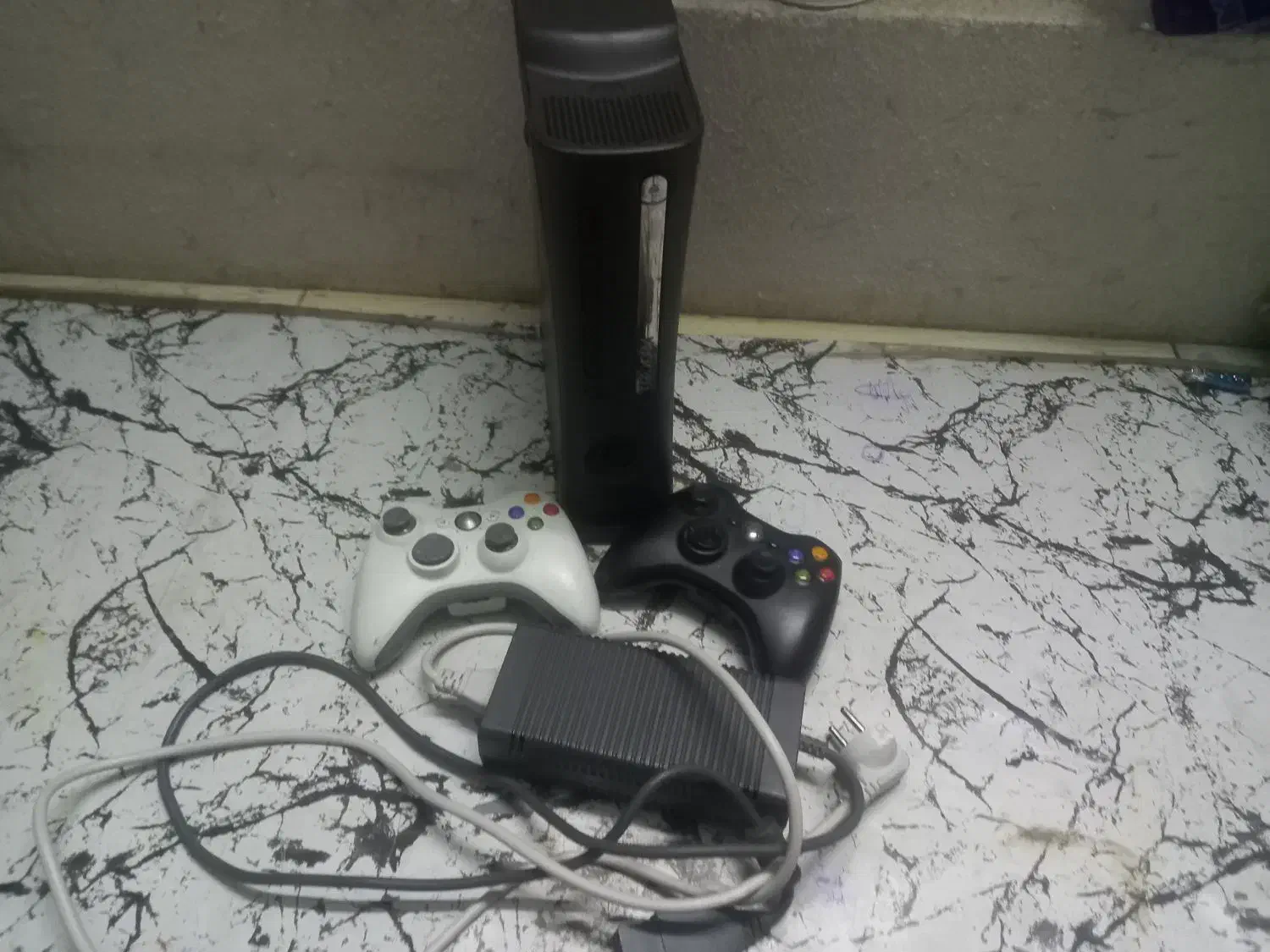 ایکس باکس ۳۶۰|کنسول، بازی ویدئویی و آنلاین|زارچ, |دیوار