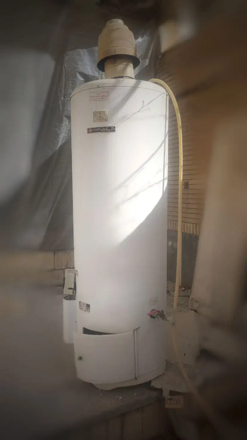 آبگرمکن آزمایش|آبگرمکن، پکیج، شوفاژ|بروجن, |دیوار