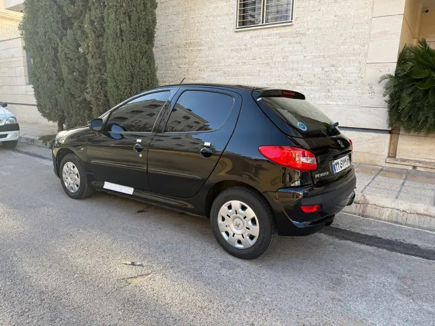 پژو ۲۰۷ مدل ۱۴۰۲|خودرو سواری و وانت|شیراز, قدوسی غربی|دیوار