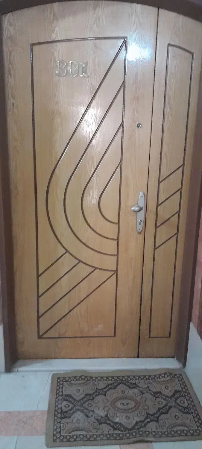 درب ورودی آپارتمان|مصالح و تجهیزات ساختمان|اصفهان, باغ زیار|دیوار