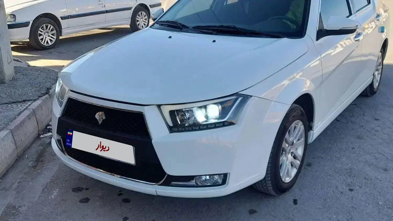 دنا پلاس شیش دنده 403 ارتقا یافته (جفت cvvt)|خودرو سواری و وانت|خرم‌آباد, |دیوار