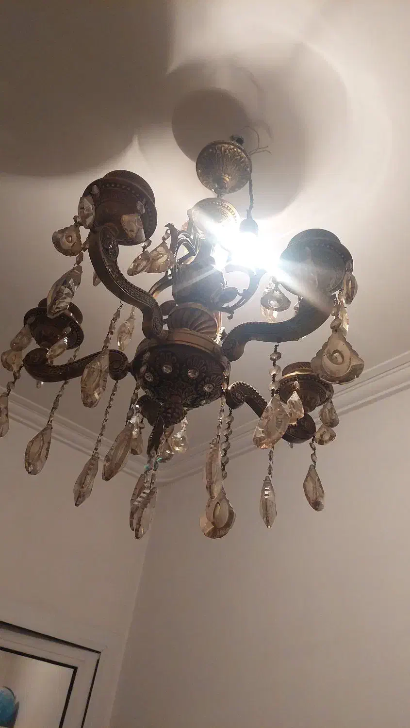 لوستر ۸ شاخه بزرگ و لوستر ۵ شاخه طرح ورساچ برنز|لوستر و چراغ آویز|تبریز, |دیوار