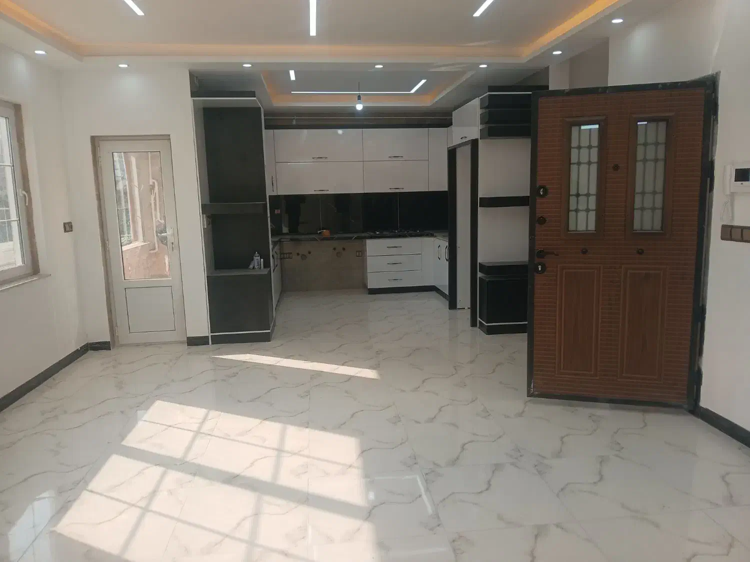 آپارتمان های لوکس شهر|فروش آپارتمان|املش, |دیوار