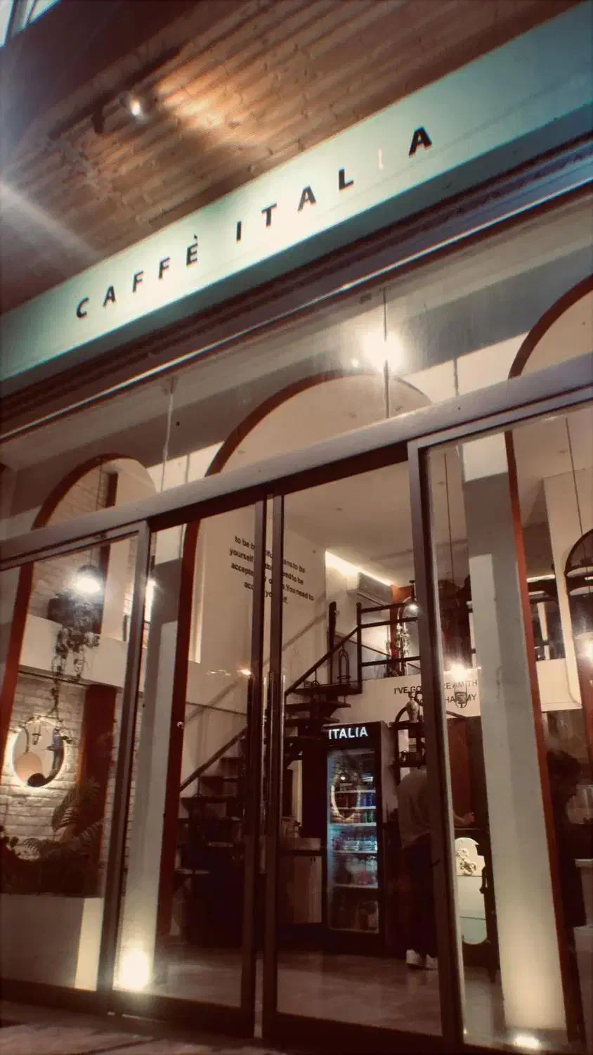 واگذاری کافه ایتالیا با ۴ سال سابقه فعالیت|اجارهٔ مغازه و غرفه|زاهدان, |دیوار