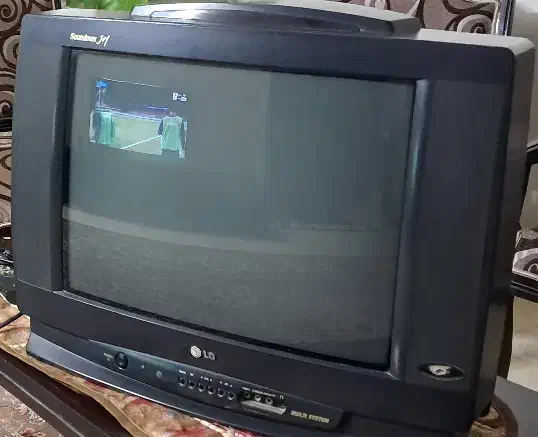 تلویزیون ۲۴ اینچ ال جی|تلویزیون و پروژکتور|بجنورد, |دیوار