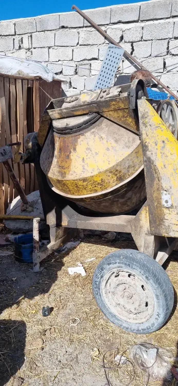 لوازم بلوک سازی وبتنر و غیره...|ماشین‌آلات صنعتی|اردبیل, |دیوار