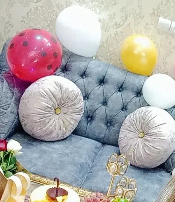 مبلمان راحتی ۹ نفره کاملا نو ۲ ساله خریدمش|مبلمان خانگی و میز عسلی|بروجرد, |دیوار