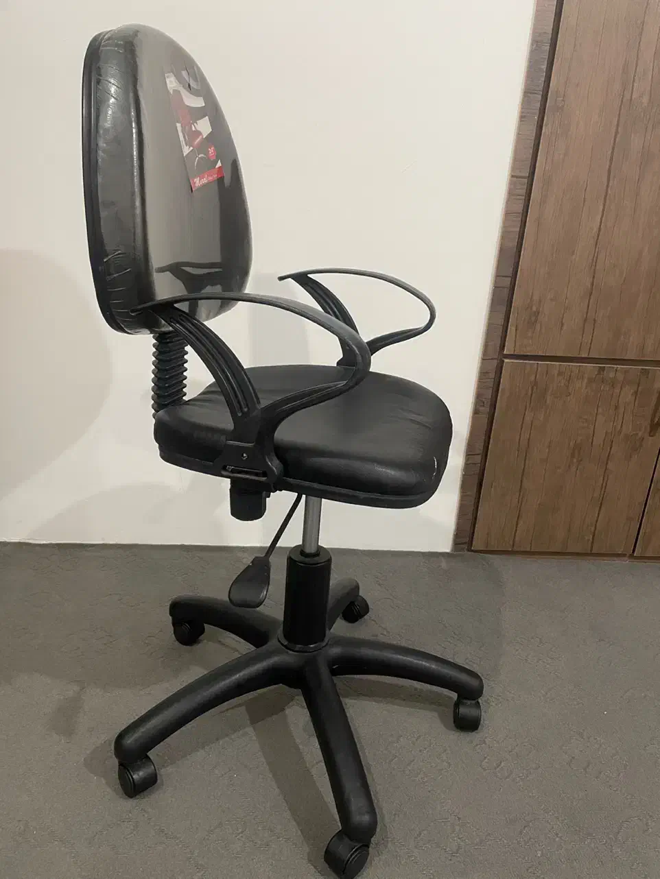 صندلی چرخدار|صندلی و نیمکت|گرگان, |دیوار