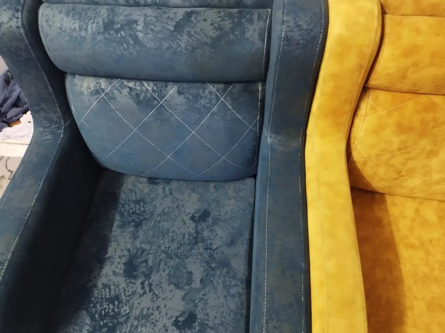 مبل راحتی خیلی تمیز|مبلمان خانگی و میز عسلی|مهاجران, |دیوار