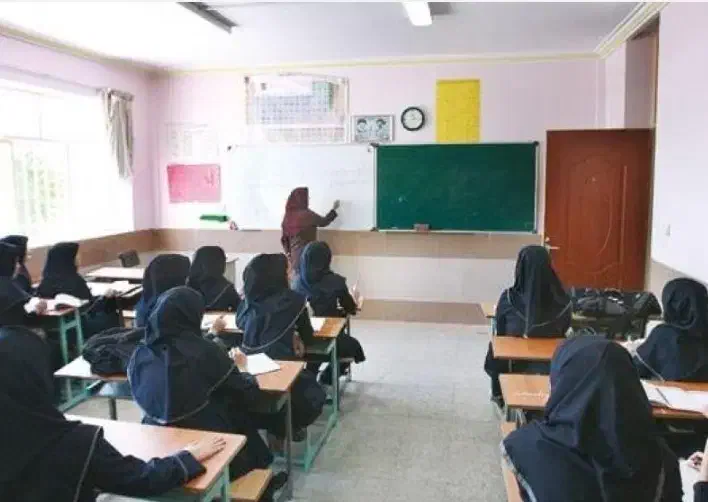 تدریس خصوصی ریاضی معلم ریاضی خانم موحدی|خدمات آموزشی|اصفهان, سعادت‌آباد|دیوار