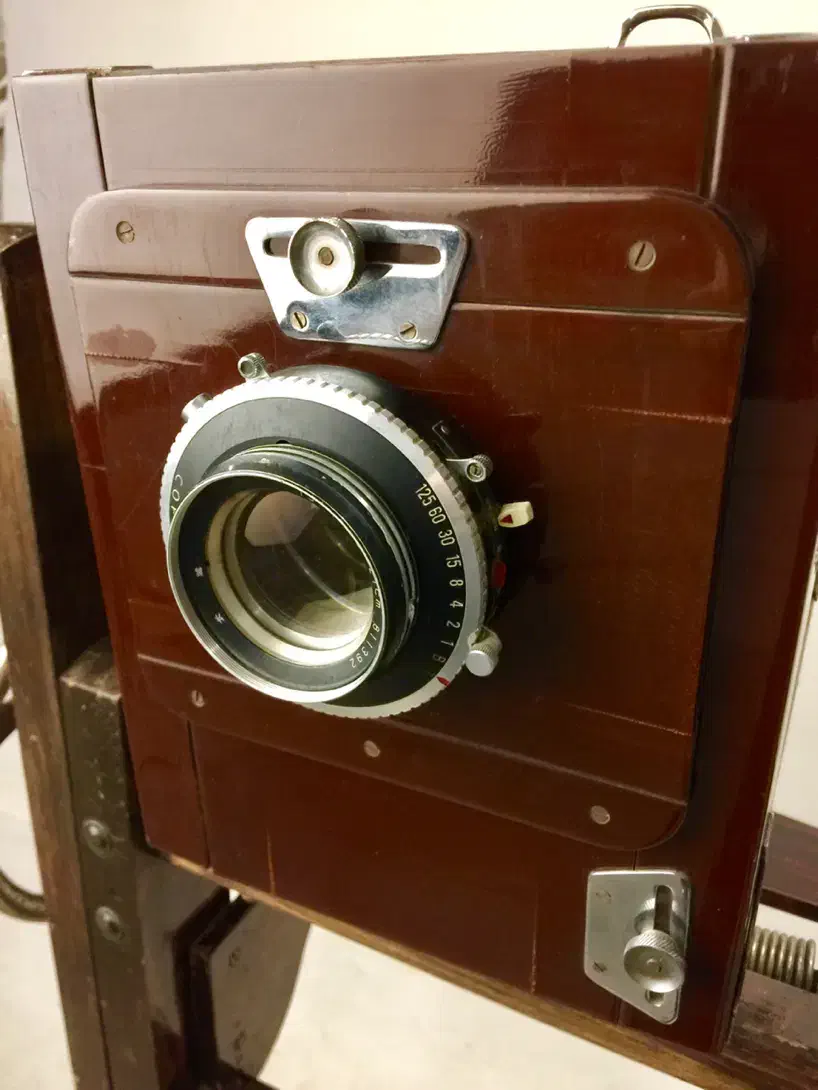 دوربین عکاسی قدیمی و عتیقه|کلکسیون اشیاء عتیقه|ارومیه, |دیوار