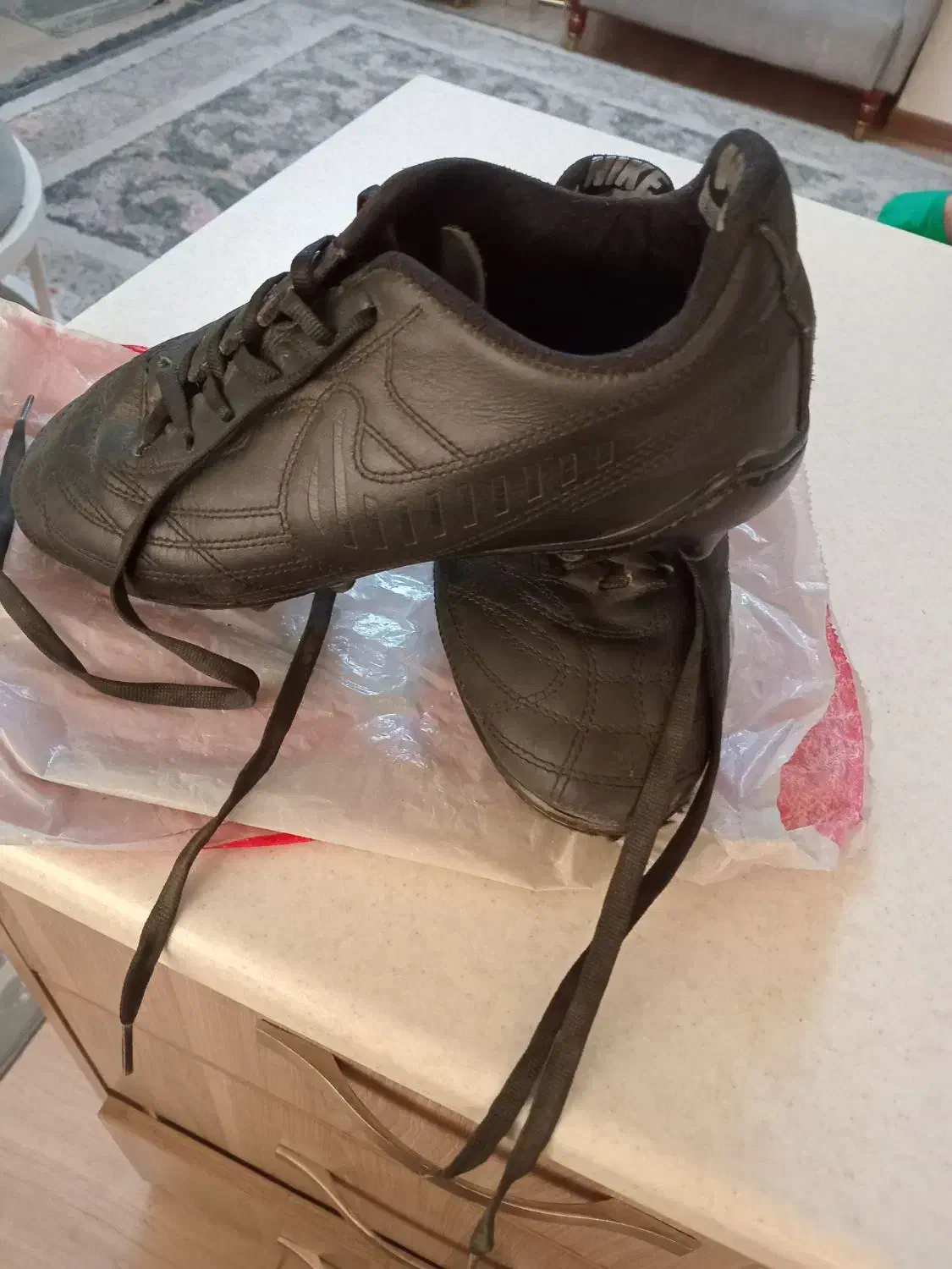 کفش فوتبال سایز ۴۱|کیف، کفش، کمربند|تهران, آهنگران (سراسیاب دولاب)|دیوار