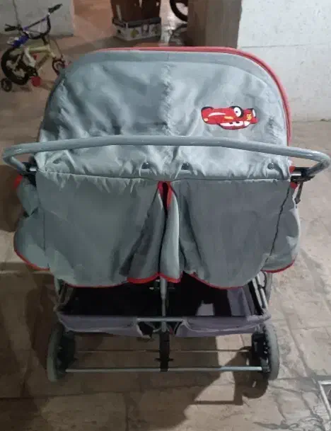 کالسکه دو قلو پیرکاردین|کالسکه و لوازم جانبی|قم, بلوار امین و ساحلی|دیوار