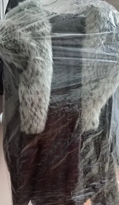 پالتو تمام چرم و خز دار|لباس|سبزوار, توحیدشهر|دیوار