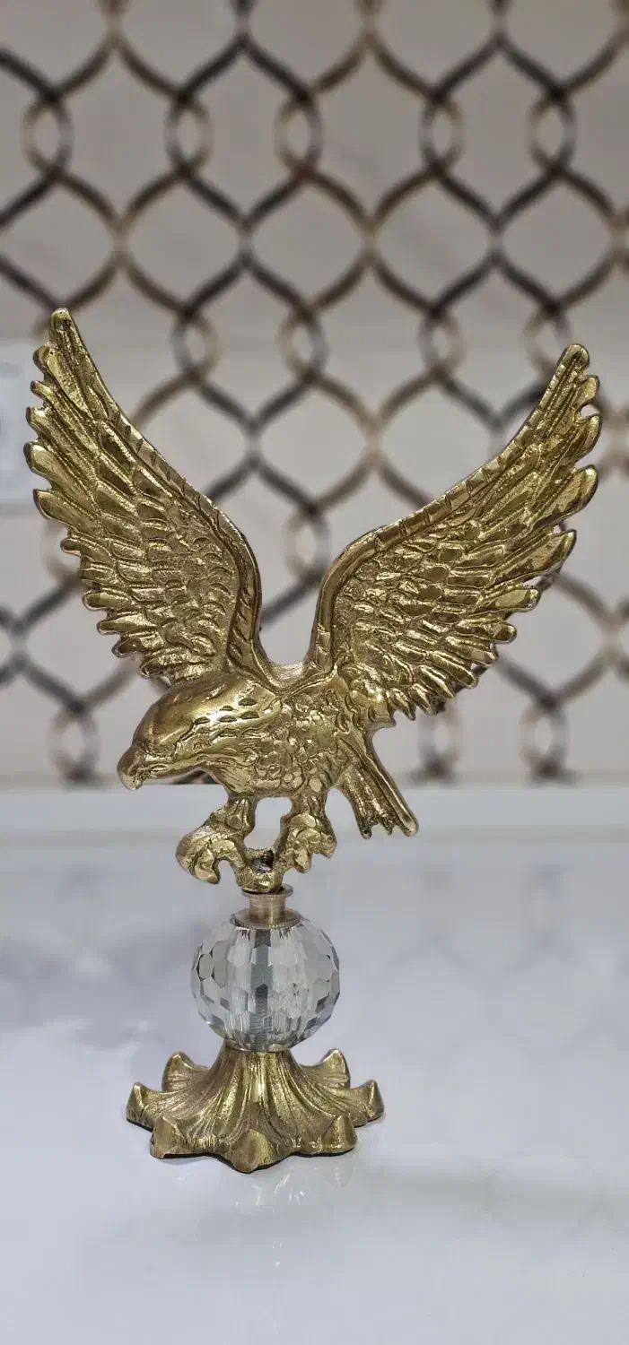 عقاب برنز طلایی|مجسمه، تندیس، ماکت|تبریز, |دیوار