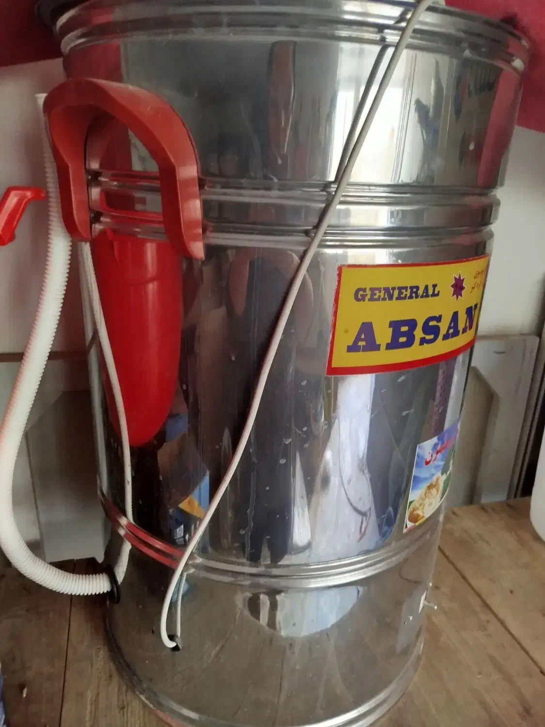 کره گیر در حد نو ۴۰ لیتری قیمت ۳و۳۰۰|سایر لوازم برقی|میاندوآب, |دیوار