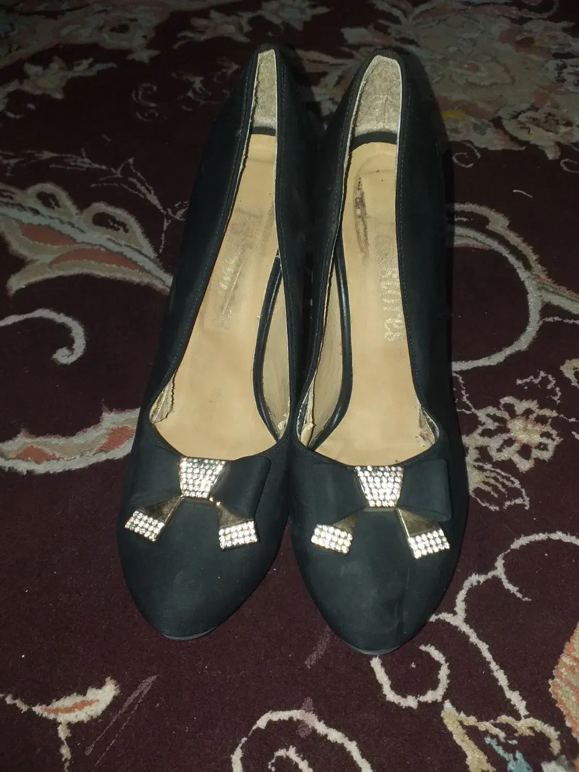 کفش مجلسی|کیف، کفش، کمربند|دزفول, |دیوار