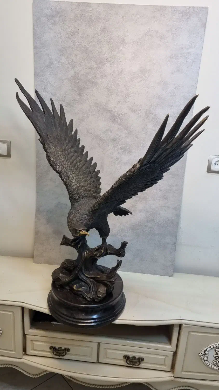 مجسمه برنزی کار ظریف|مجسمه، تندیس، ماکت|تهران, فردوسی|دیوار