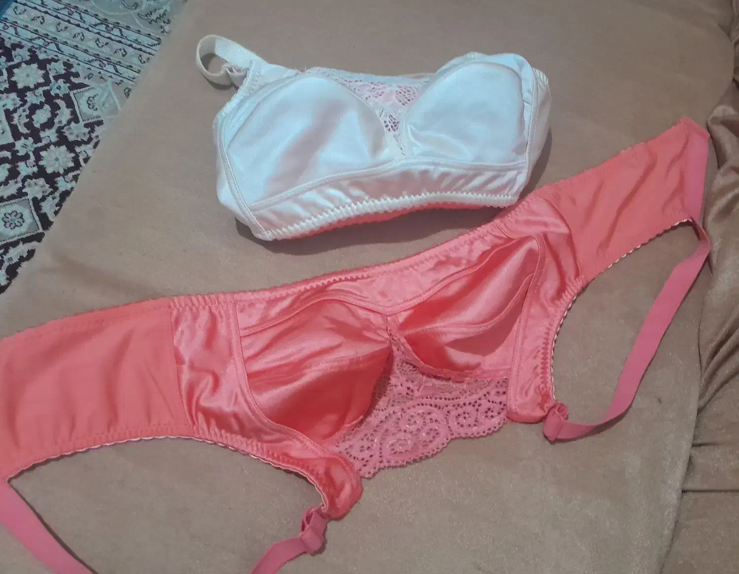 لباس زیر|لباس|اردبیل, |دیوار