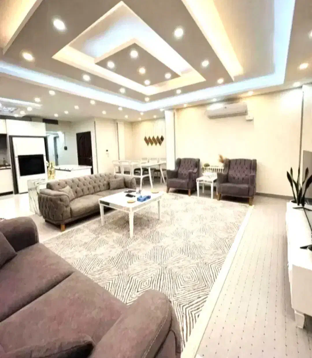 میخوای ازتورم بازار عقب نمونی این اگهی واسه خودته|فروش آپارتمان|پرند, فاز ۲|دیوار