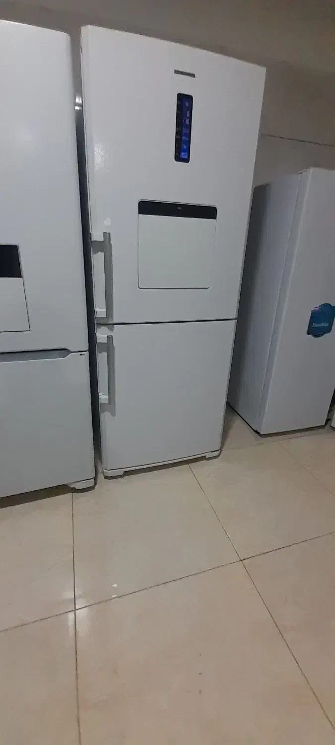 ۳۵فوت بدون برفک|یخچال و فریزر|سنندج, |دیوار