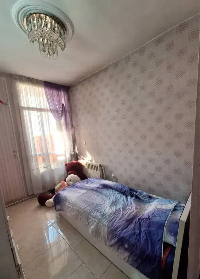 اجاره آپارتمان ۶۵ متری ۲ خوابه طبقه ۴ در نارمک