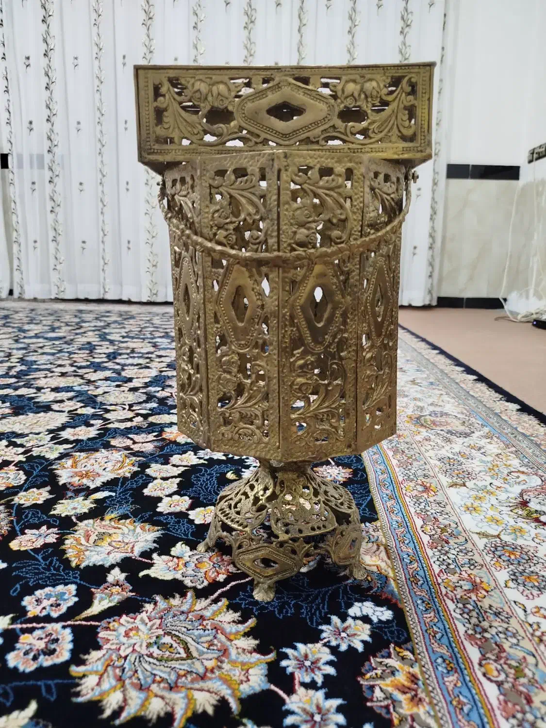 سطل وجادستمال کاغذی ورشواصل|کلکسیون اشیاء عتیقه|جوانرود, |دیوار