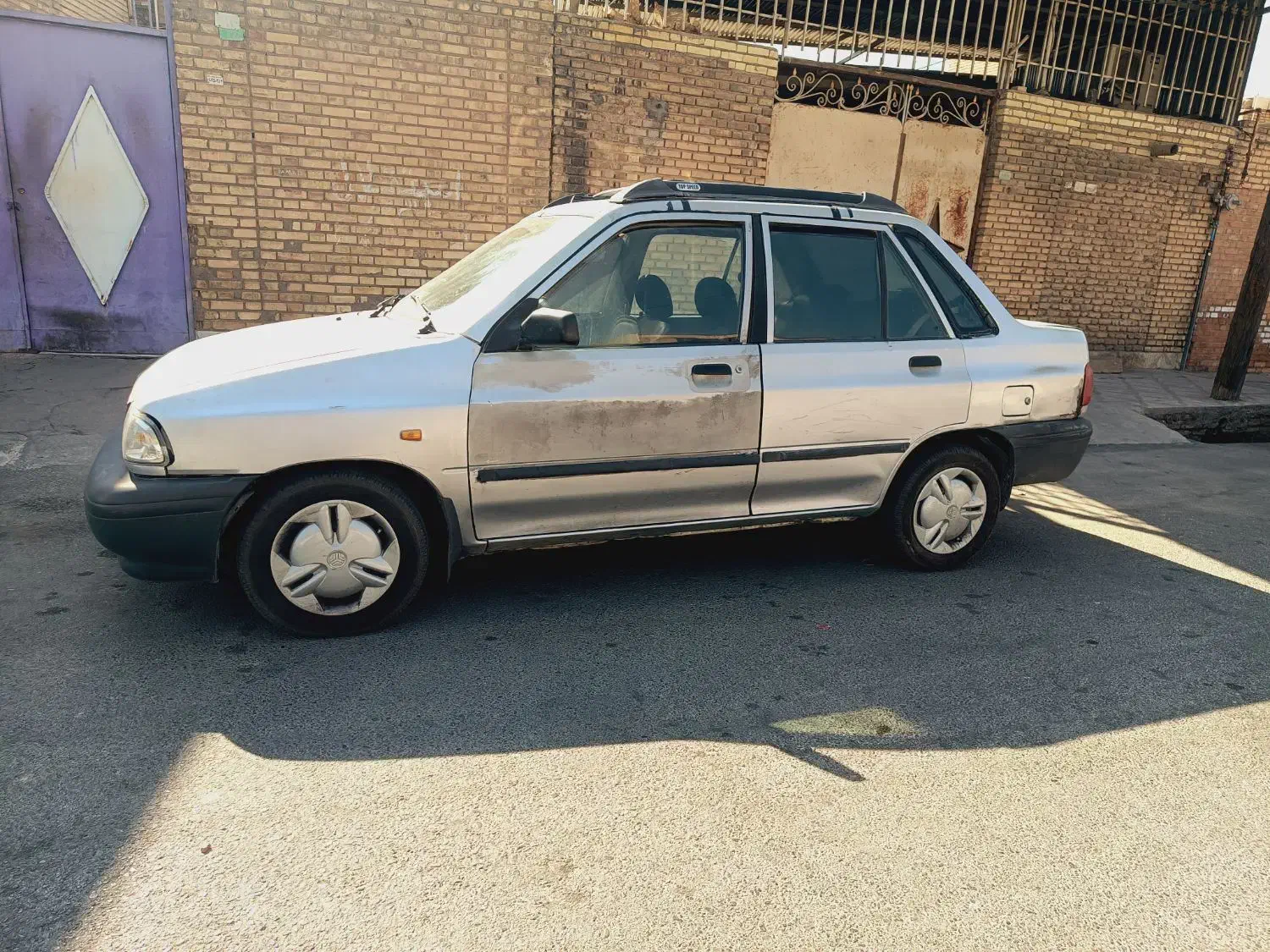 پراید 88نقره ای|خودرو سواری و وانت|شاهینشهر, شهرک گلدیس|دیوار