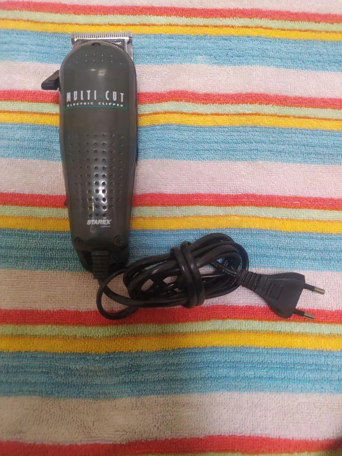 یک عدد  ماشین اصلاح اصل معاوضه با هر چی دارم|آرایشی، بهداشتی، درمانی|پارسآباد, |دیوار