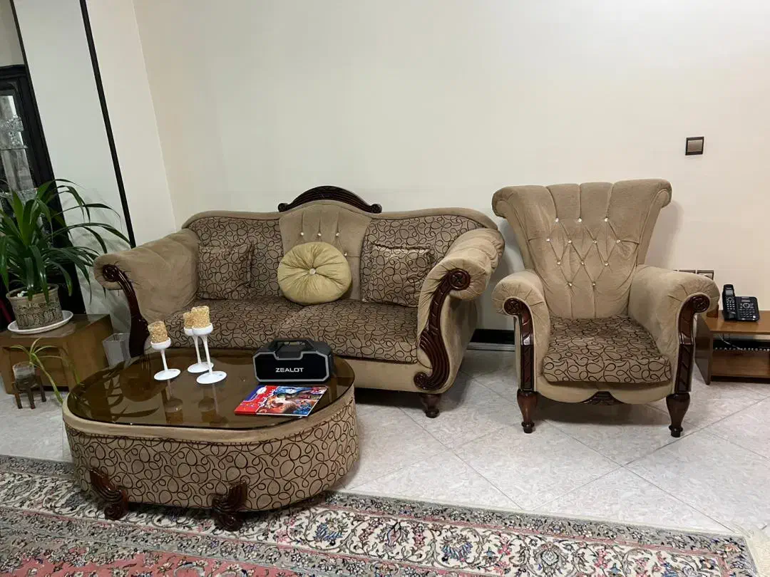 مبل کلاسیک|مبلمان خانگی و میز عسلی|کرج, عظیمیه|دیوار