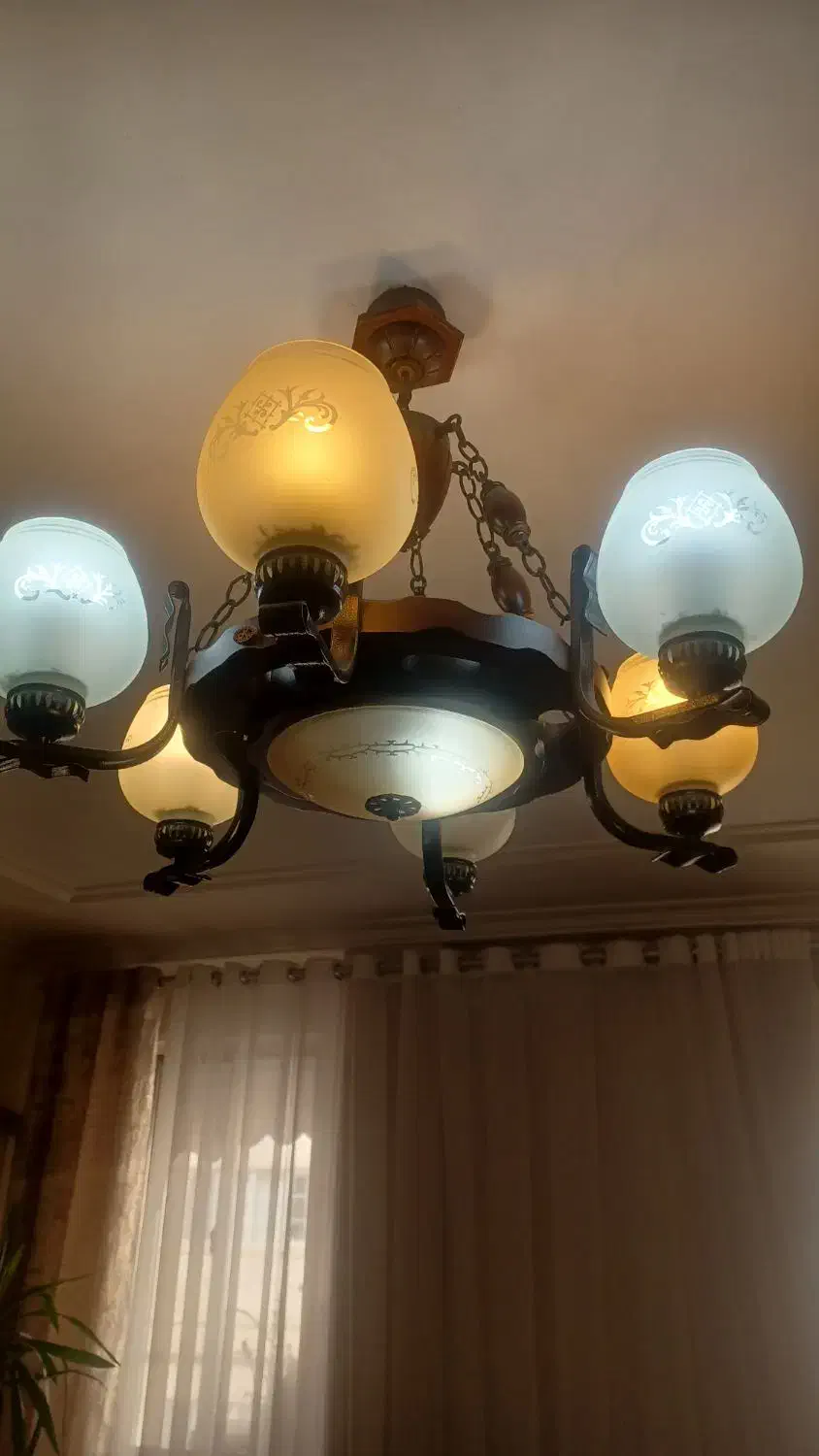 لوستر شش شاخه|لوستر و چراغ آویز|رشت, توشیبا|دیوار