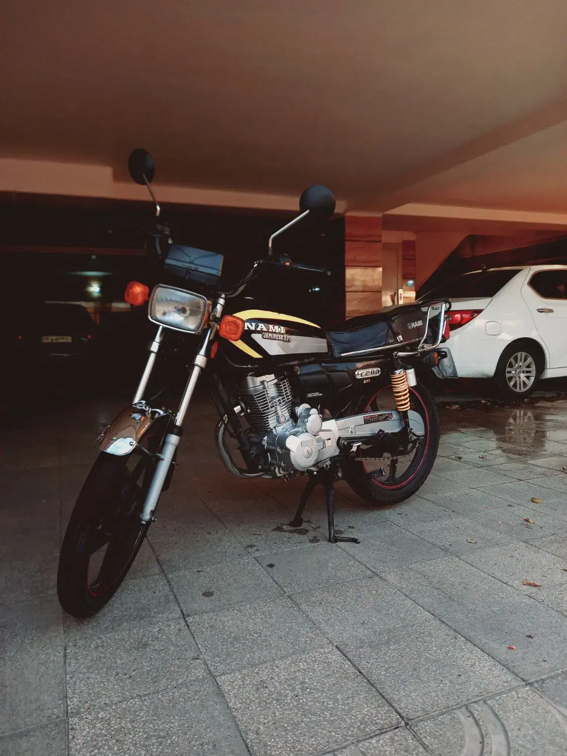 موتور هندا ۲۰۰ نامی|موتورسیکلت|کرج, شهرک یاس جنوبی|دیوار