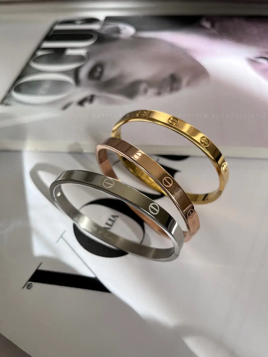 دستبند النگویی بنگل کارتیر نقره ای اصل|بدلیجات|اصفهان, کوجان|دیوار