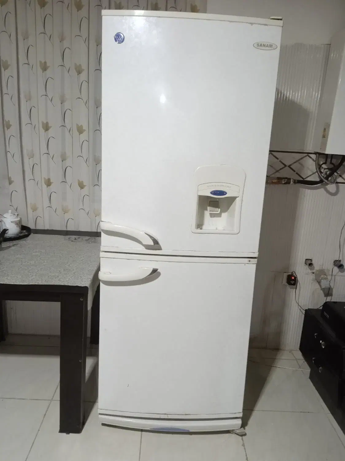 یک دستگاه یخچال فریزر سالم وتمیز|یخچال و فریزر|لاهیجان, شهرک جانبازان|دیوار