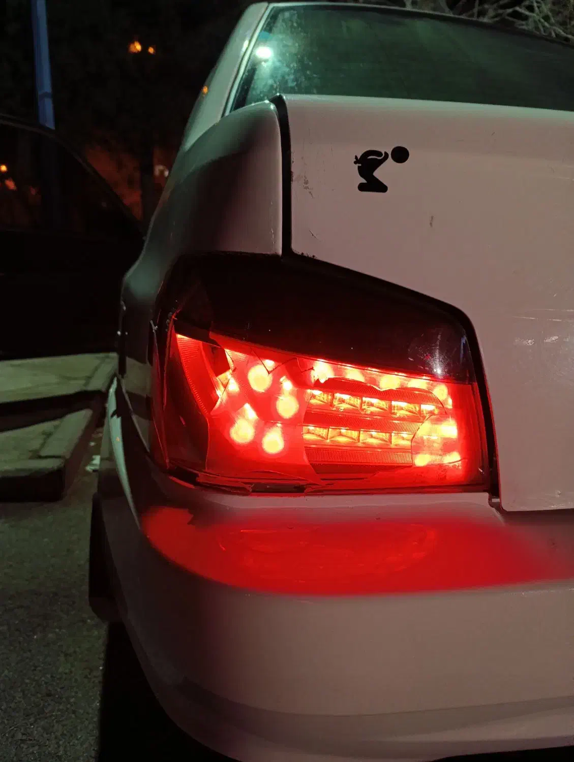 خطر عقب اسپرت|قطعات یدکی و لوازم جانبی|فولادشهر, B5|دیوار